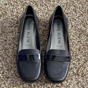 Anne Klein Black Flat Loafers